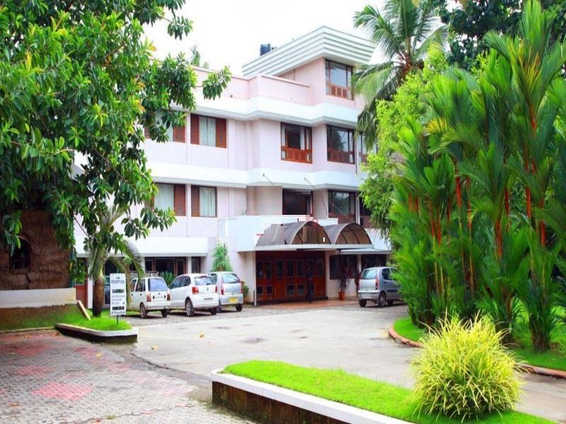 Hotel Highway Garden Kochi Luaran gambar
